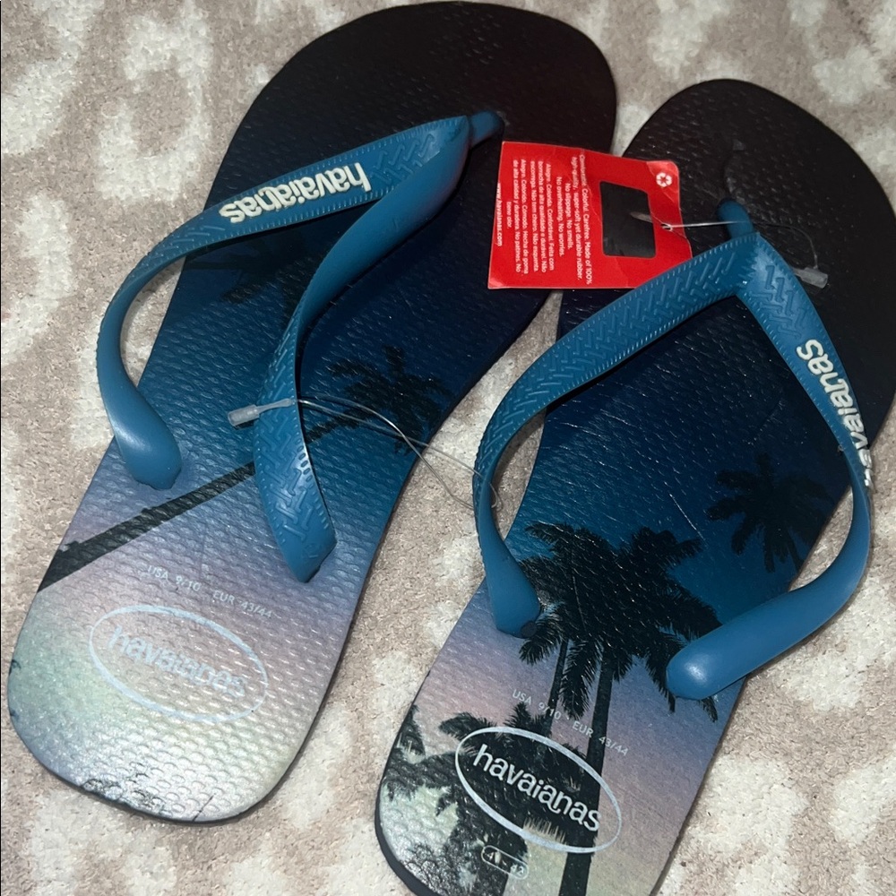Havaianas Blue Ombre Palm Tree Flip Flops